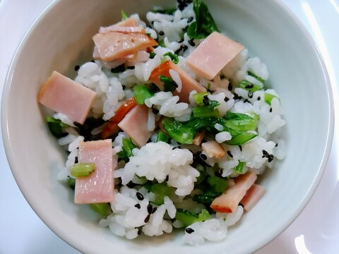 小松菜とチャーシューの混ぜご飯